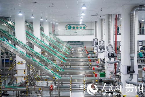 行進(jìn)中國(guó) 老廠區(qū)奏響數(shù)字新曲